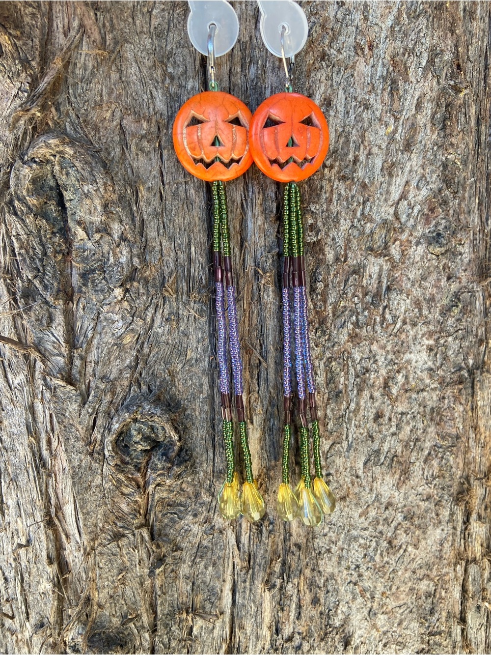 Jack-o'-Lantern Beaded Earrings - Purple & Green
